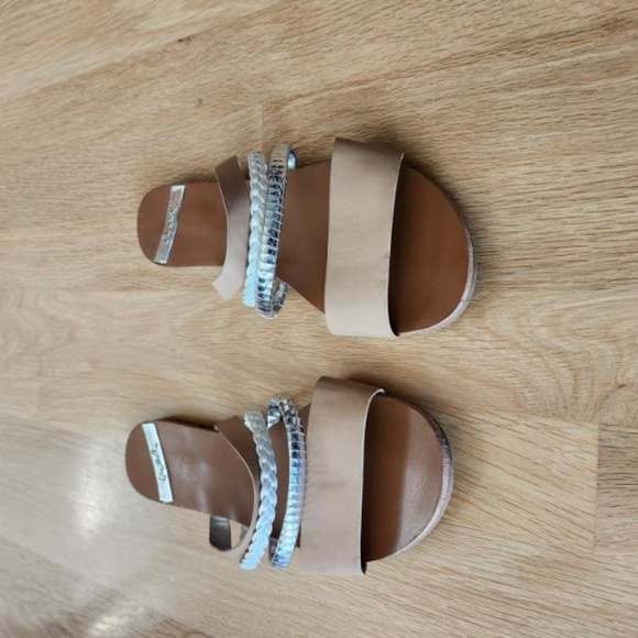 QUPID sandals size 8.5 - Picture 6 of 6